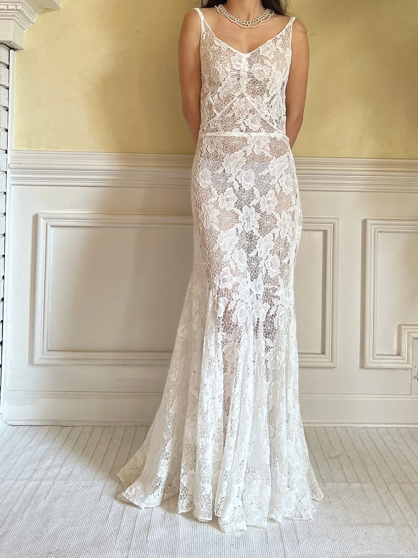 1930s Ivory Spider Lace Gown - S