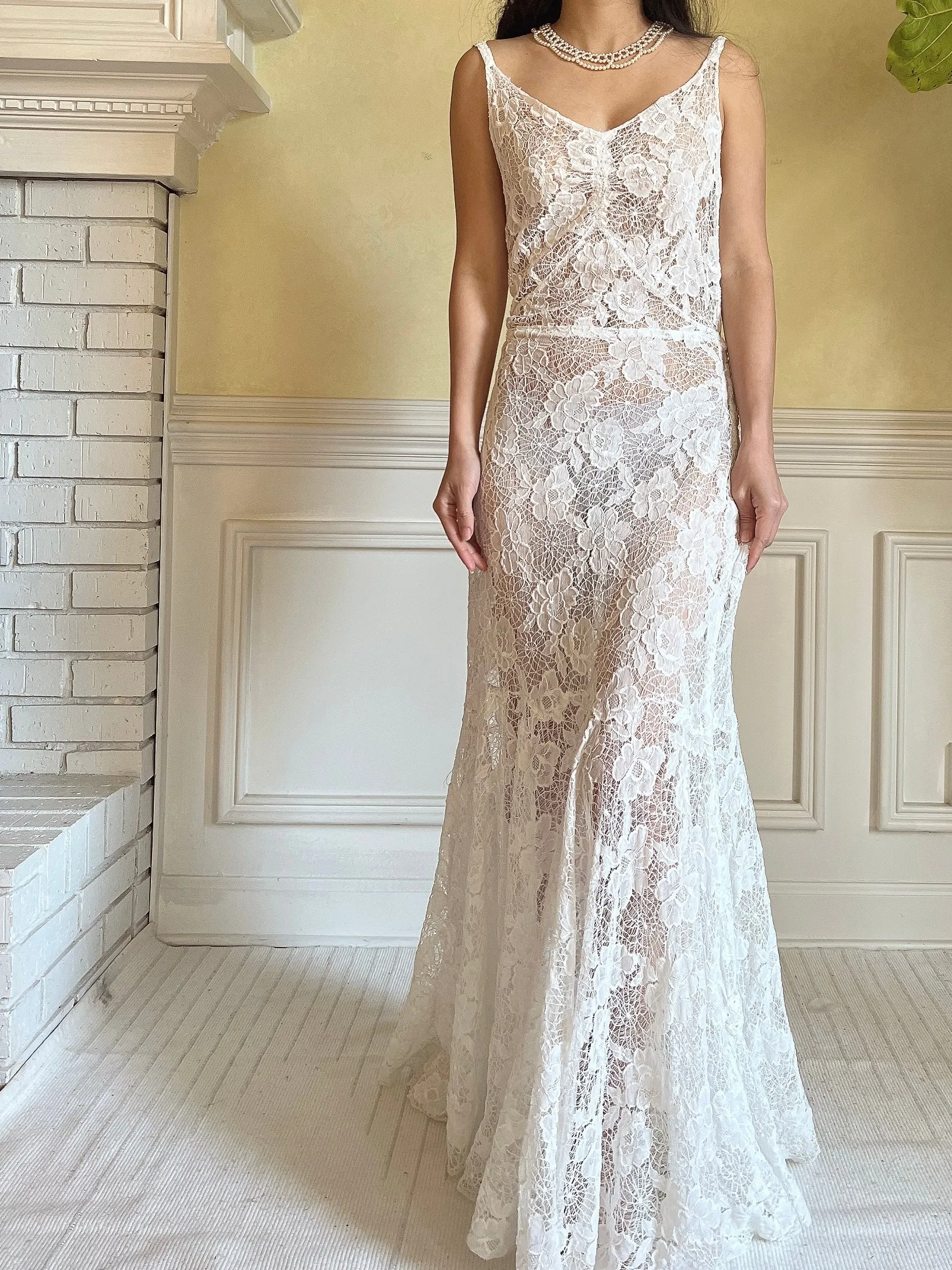 1930s Ivory Spider Lace Gown - S