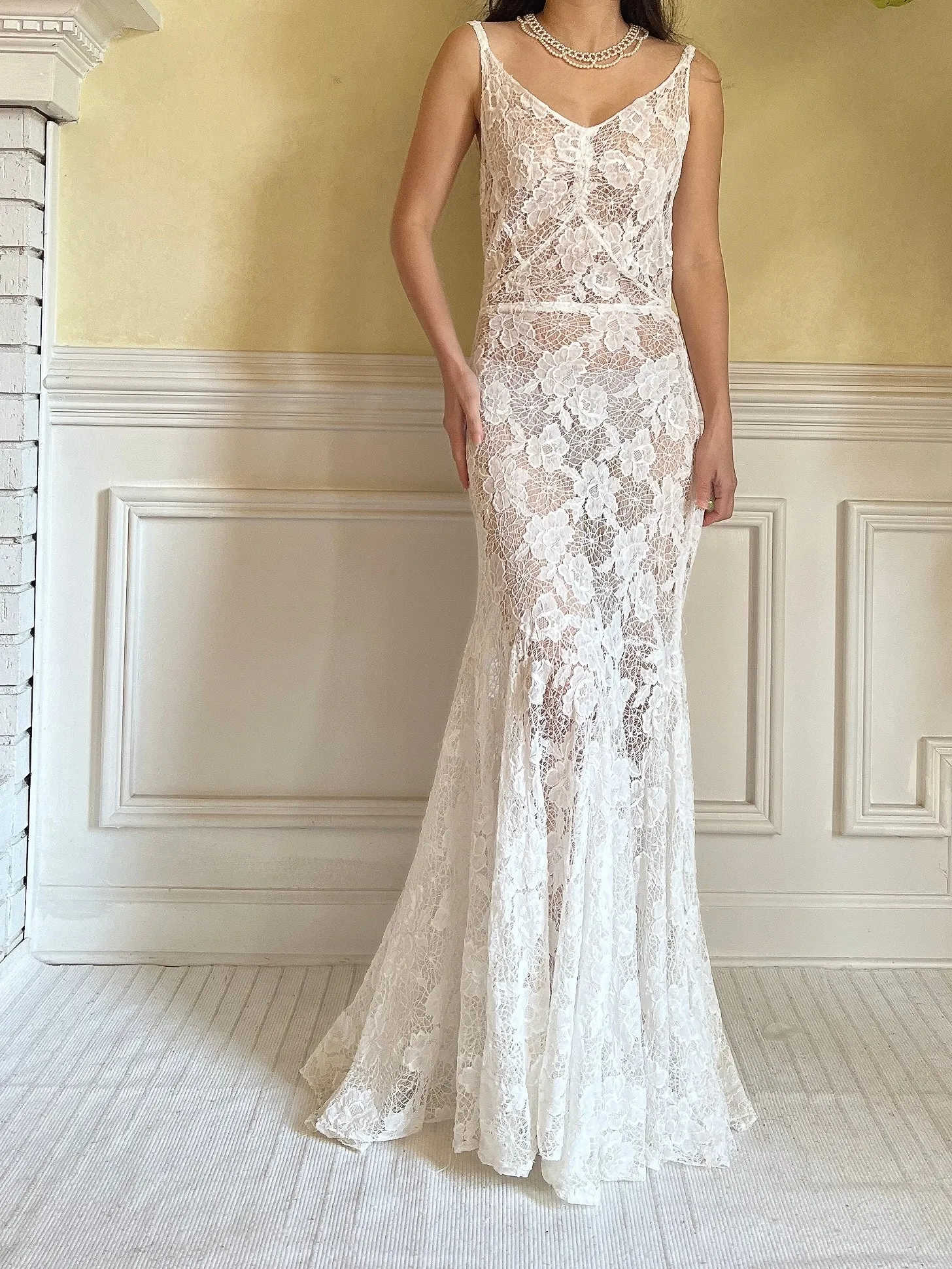 1930s Ivory Spider Lace Gown - S