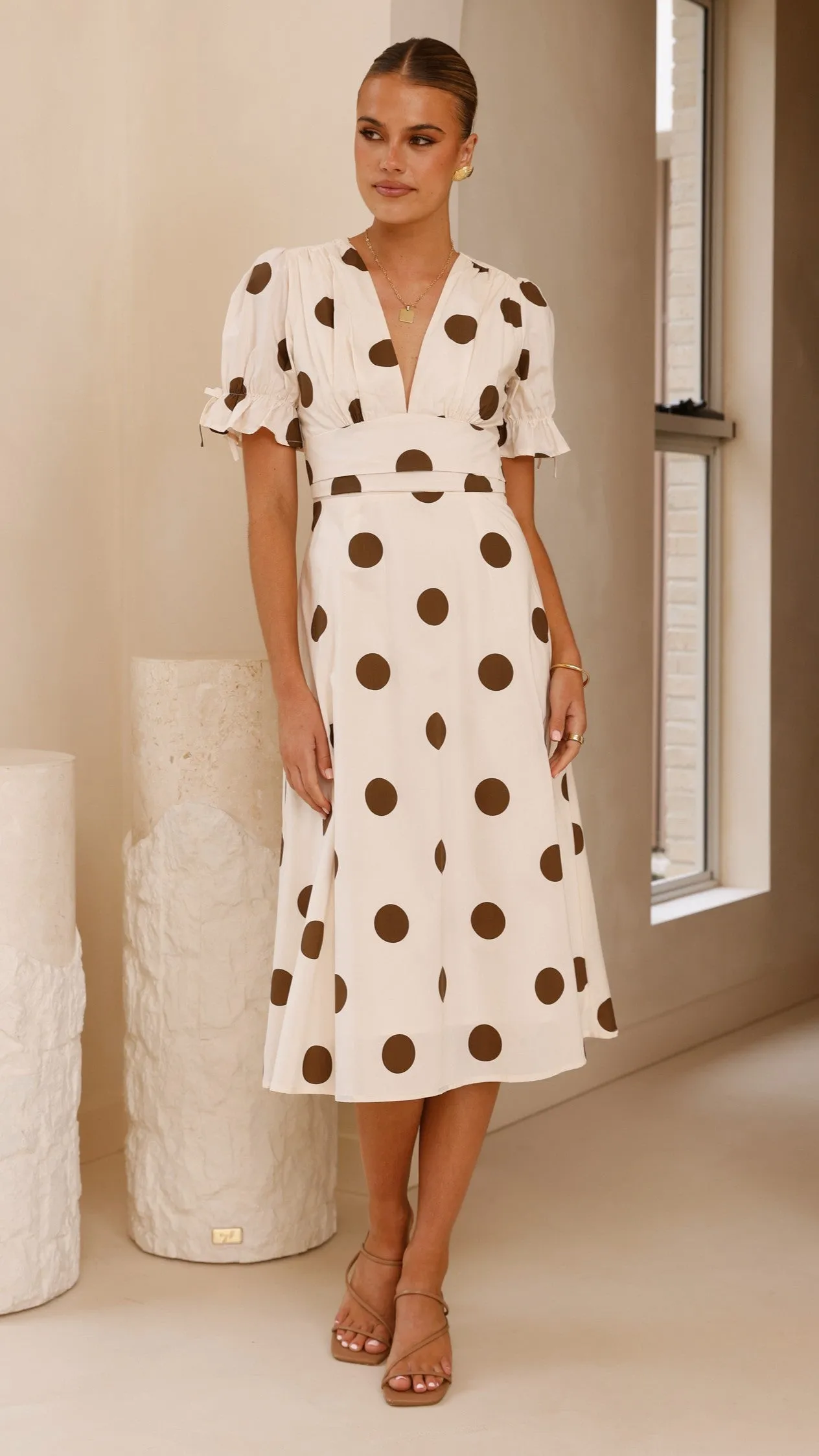 Alondra Midi Dress - White/Camel