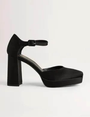 Closed-Toe Heeled Platforms-Black