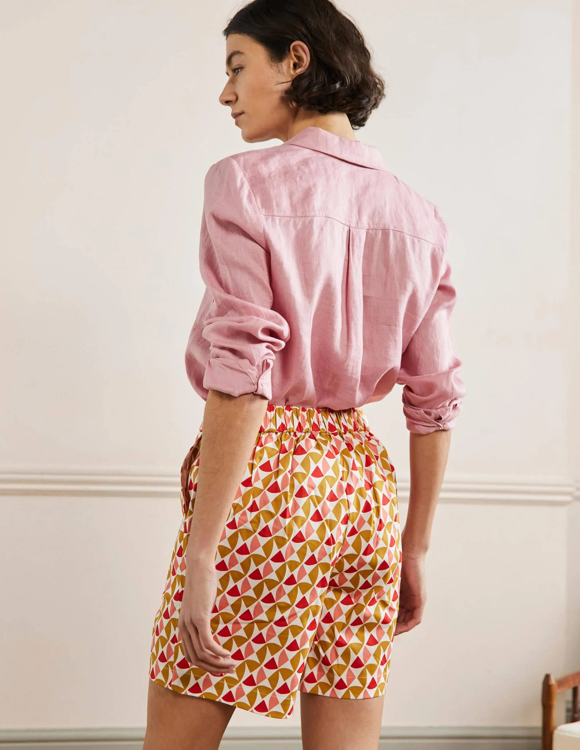 Pull On Shorts-Brioche. Rainbow Tile