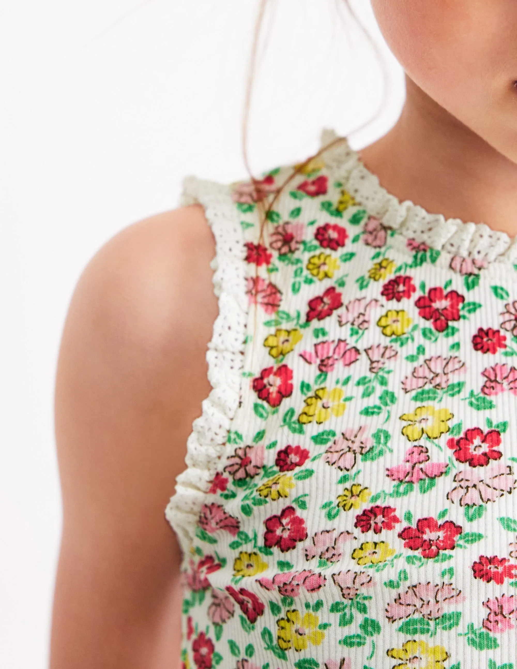 Ribbed Lace Trim Vest-Multi Summer Flowerbed