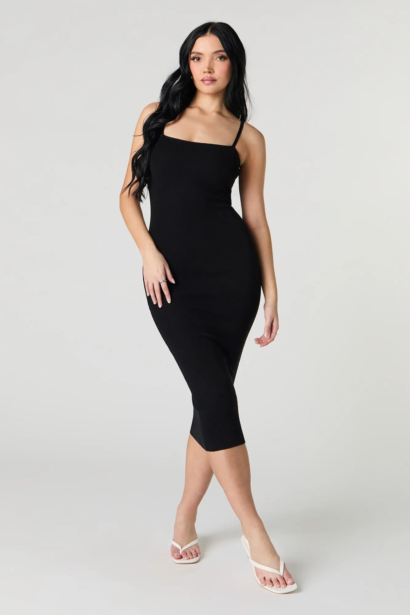 Robe midi moulante en tricot côtelé