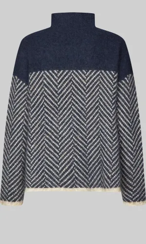 Second Female Herrin Knit
