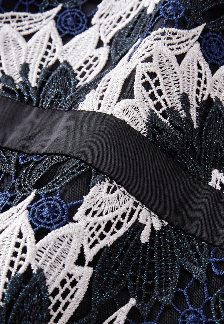 Short-sleeve Lurex Lace Ruffle-detail Dress