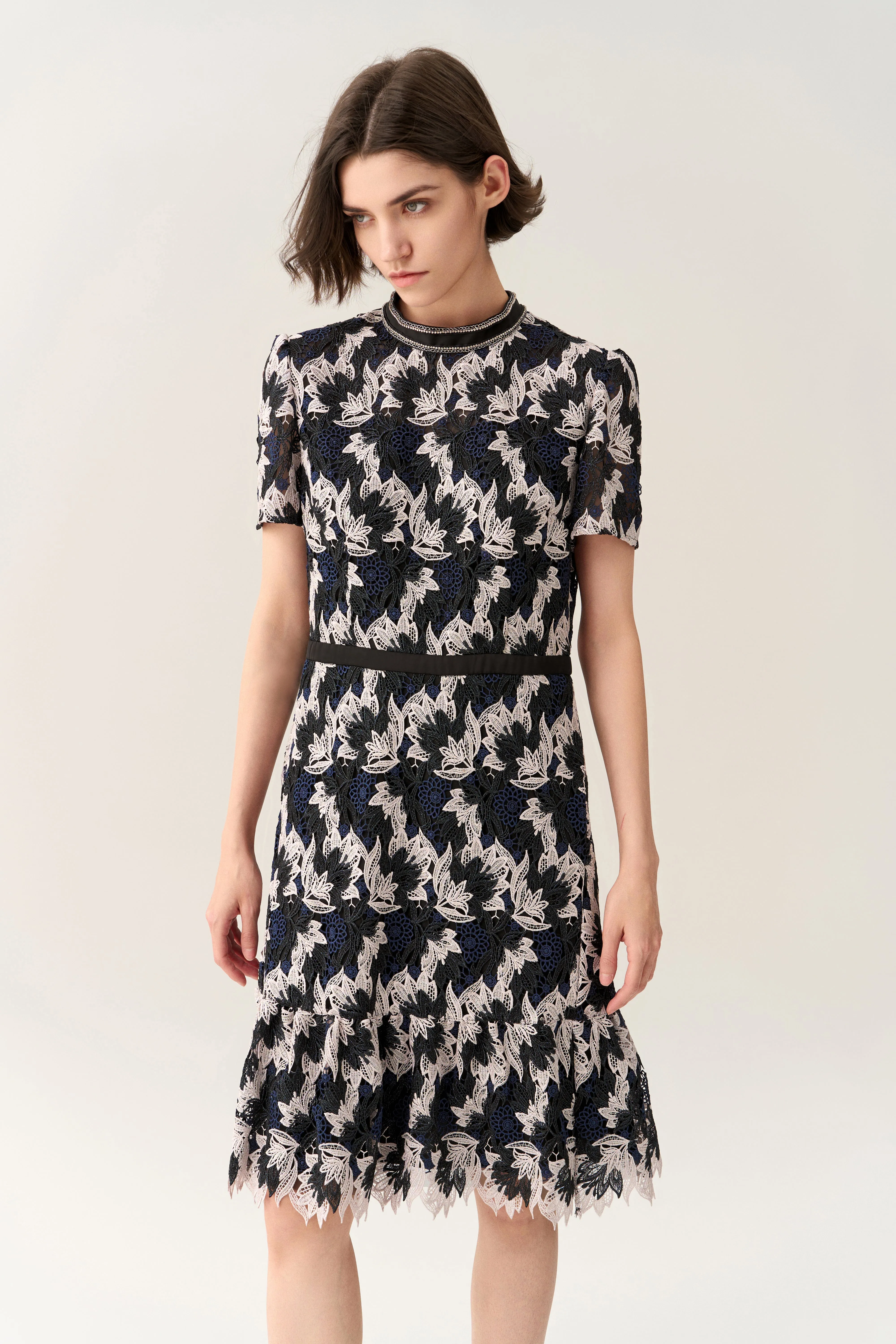 Short-sleeve Lurex Lace Ruffle-detail Dress