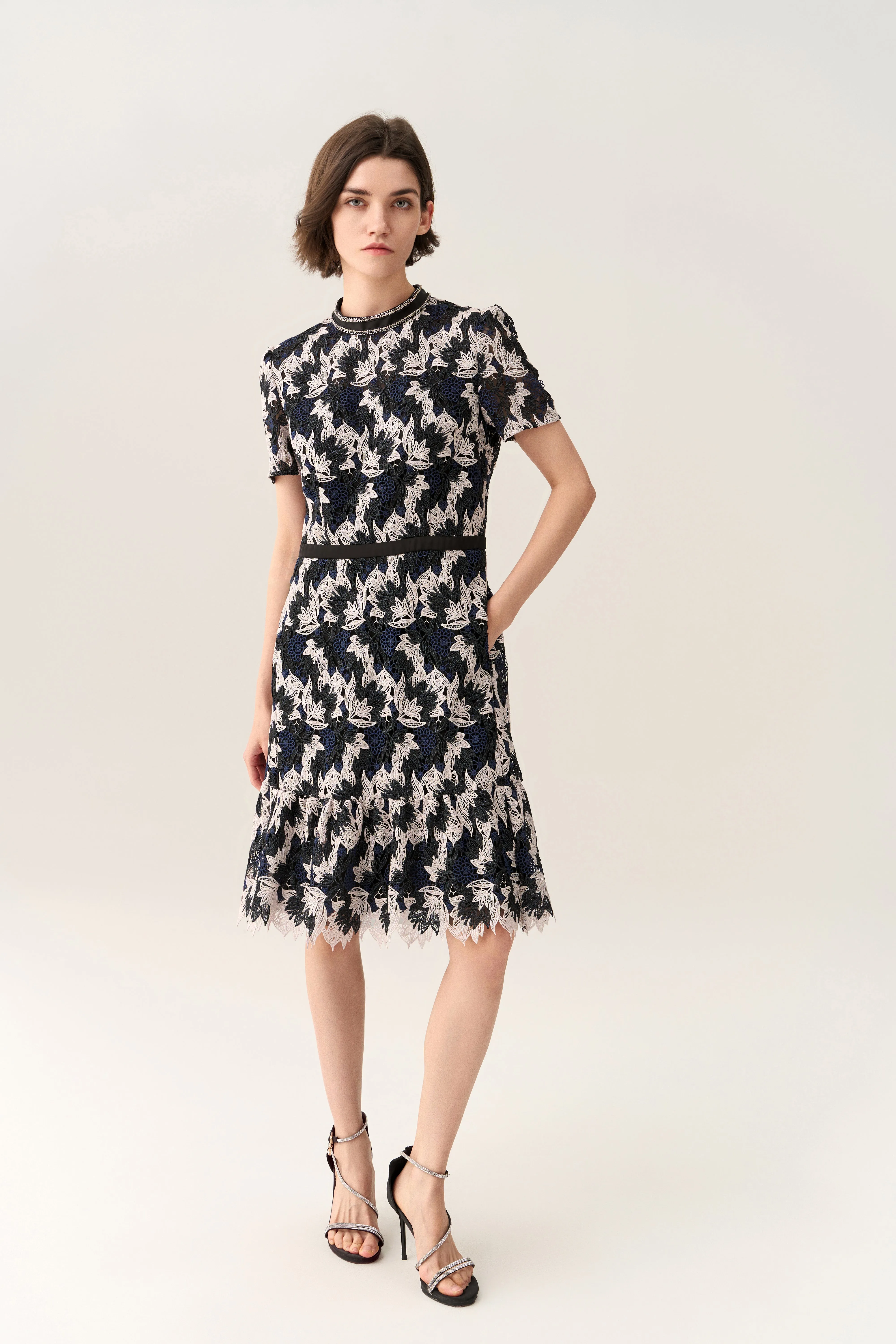 Short-sleeve Lurex Lace Ruffle-detail Dress