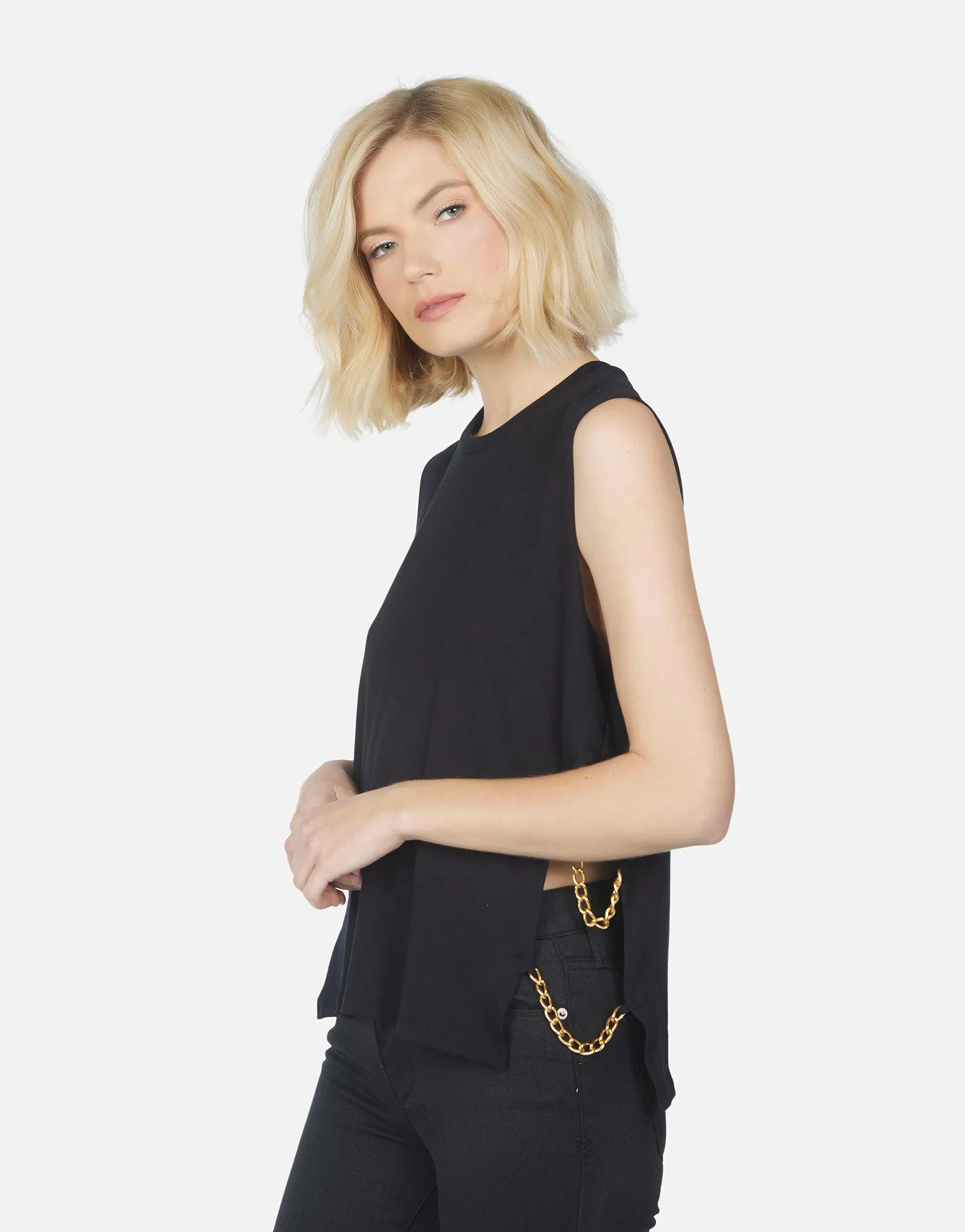 Whittier Tank w/ Side Slit & Chain